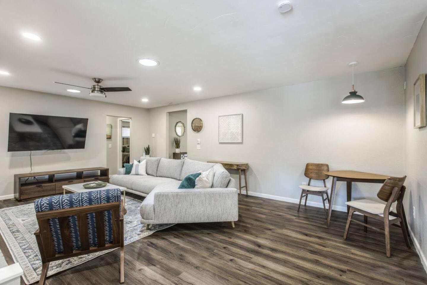 Villa New Hummingbird Haven - Nw Okc, Billiards, Firepit Oklahoma City Esterno foto