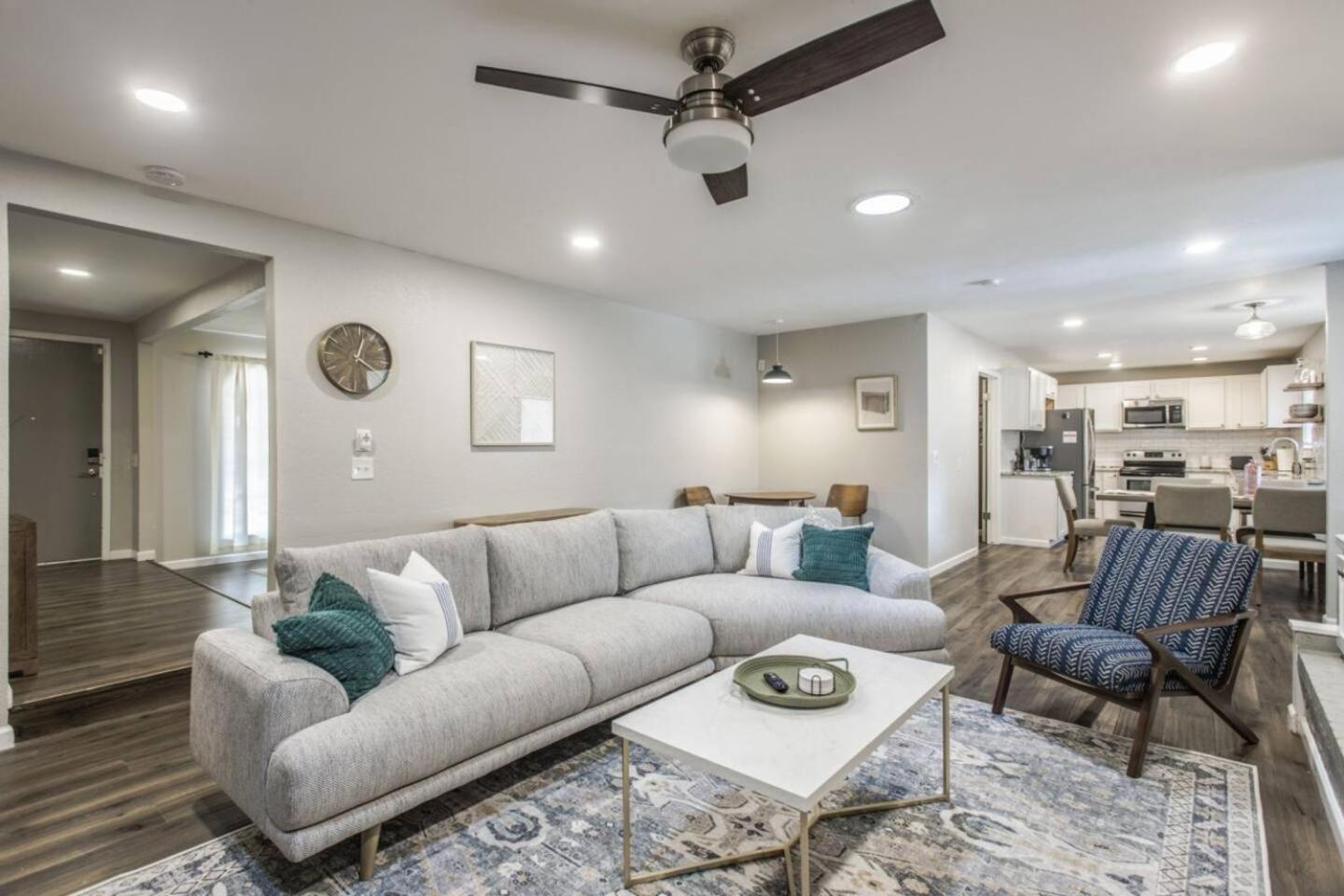 Villa New Hummingbird Haven - Nw Okc, Billiards, Firepit Oklahoma City Esterno foto