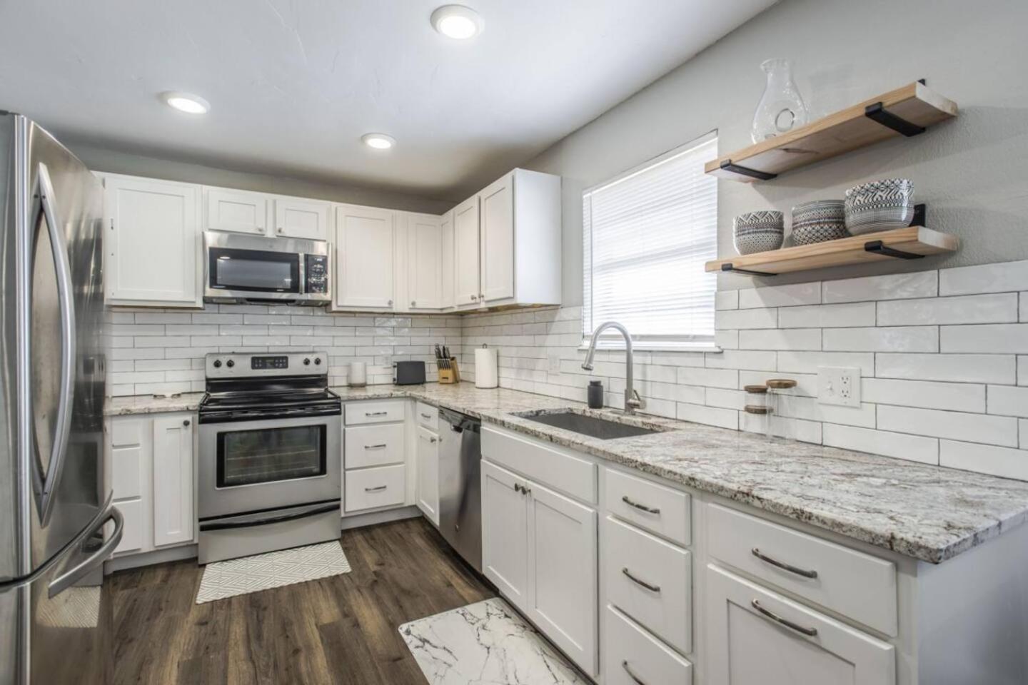 Villa New Hummingbird Haven - Nw Okc, Billiards, Firepit Oklahoma City Esterno foto